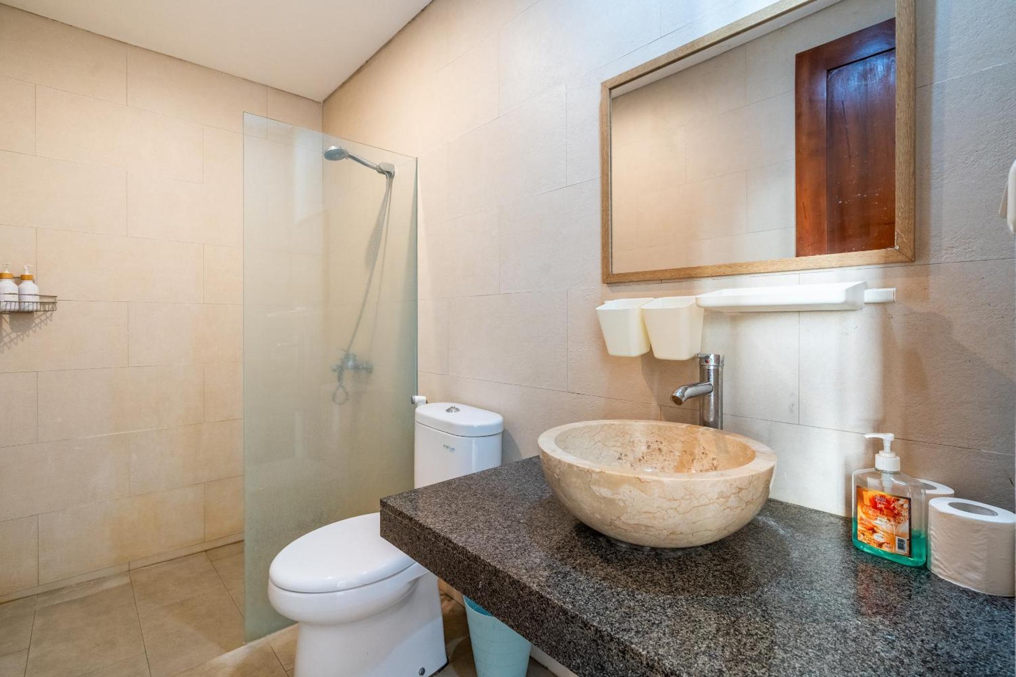 Villa 4-bedroom Pool Near Center