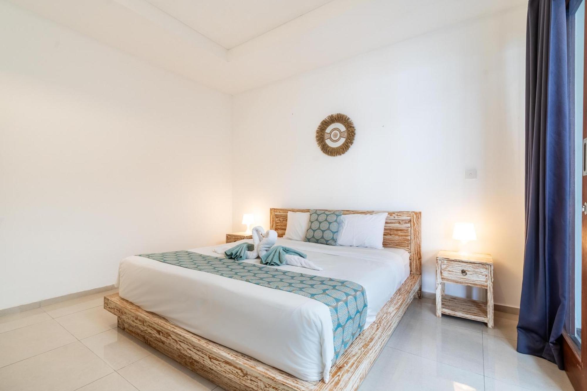 4-bedroom Pool Near Center Villa *