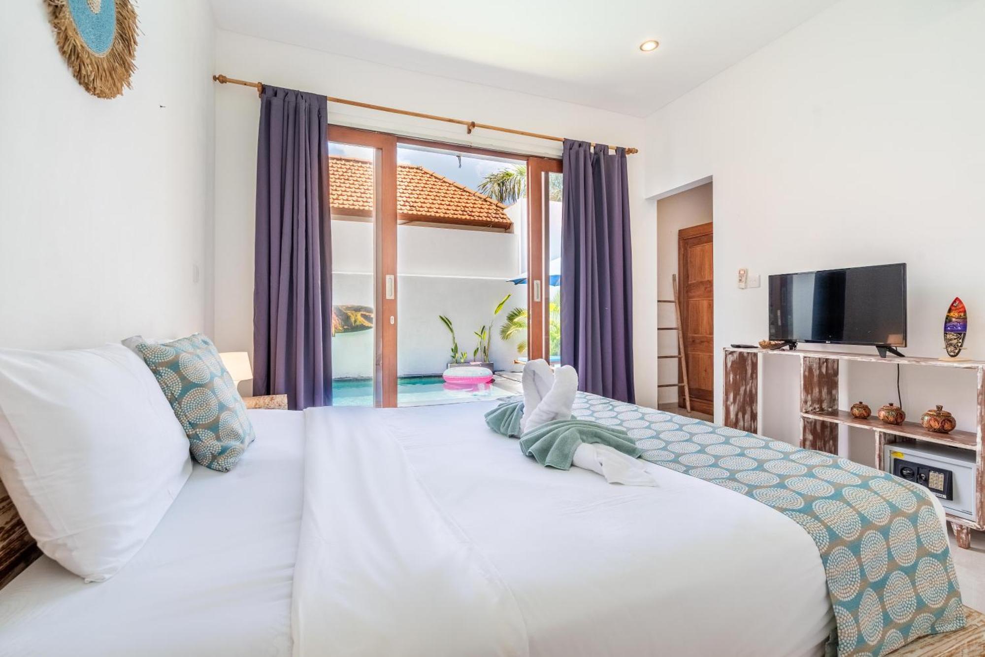 4-bedroom Pool Near Center Villa Seminyak (Bali)